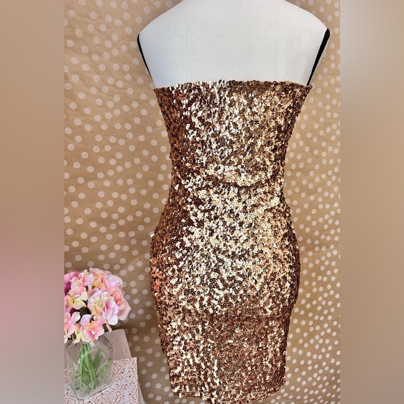 Gold Sequin Dress Size S .Party - Picture 3 of 7